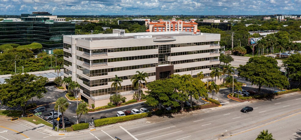 200 W Cypress Creek Rd, Fort Lauderdale, FL à vendre - Photo du bâtiment - Image 2 de 19