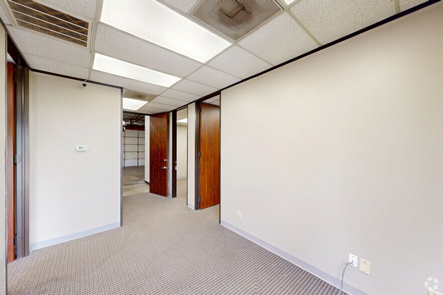 1400 N Sam Houston Pky E, Houston, TX à louer - Numérisation 3D de Matterport - Image 3 de 10