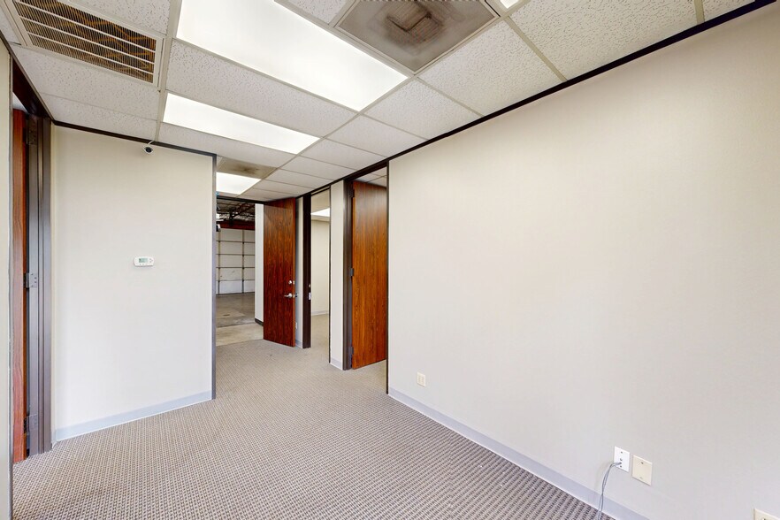 1400 N Sam Houston Pky E, Houston, TX à louer - Numérisation 3D de Matterport - Image 3 de 10