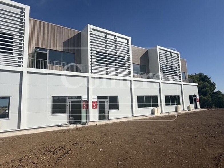 Flex in Marignane for lease - Building Photo - Image 3 of 15