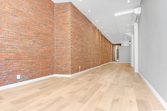 228 8th Ave, New York, NY for lease Interior Photo- Image 2 of 6
