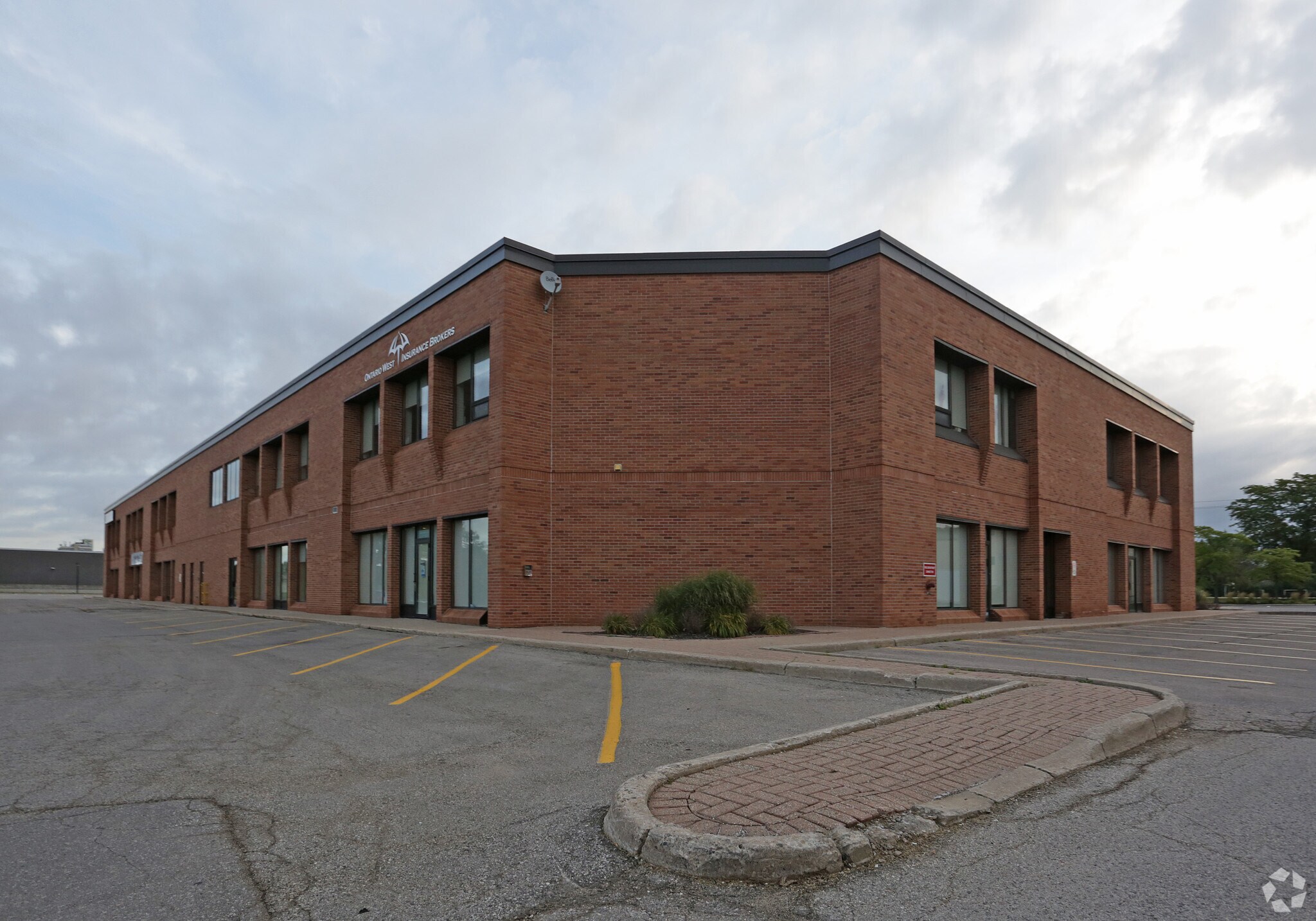 1069 Wellington Rd S, London, ON for sale Primary Photo- Image 1 of 1