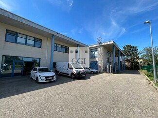More details for 15 Allée Des Ginkgos, Bron - Office for Lease
