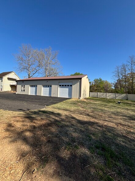 28795 Three Notch Rd, Mechanicsville, MD à louer - Photo du bâtiment - Image 3 de 16