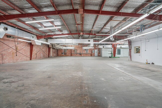 Plus de détails pour 8610 Botts Ln, San Antonio, TX - Local d'activités à louer