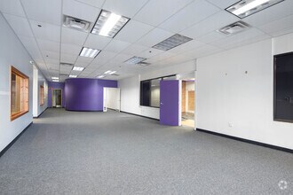 2579-2601 Mulford Rd N, Rockford, IL for lease Interior Photo- Image 2 of 2