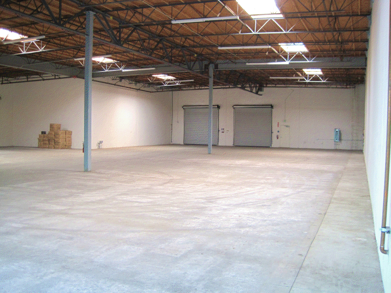 13905 Ramona Ave, Chino, CA à louer Photo intérieure- Image 1 de 9