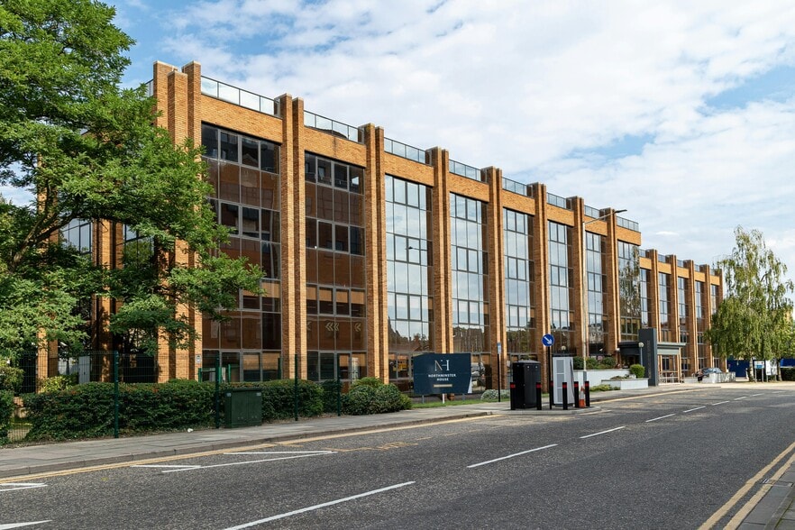 Northminster, Peterborough for lease - Building Photo - Image 2 of 38