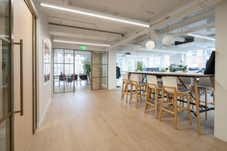 14-17 Market Pl, Londres à louer Photo intérieure- Image 1 de 19