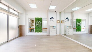 Plus de détails pour Playa Serena, 222, Roquetas de Mar - Commerce de détail à vendre