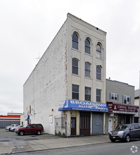 450-458 Broadway, Paterson, NJ for sale - Primary Photo - Image 1 of 3