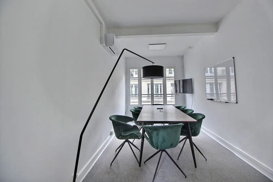 4 Cité Paradis, Paris à louer - Photo intérieure - Image 3 de 17