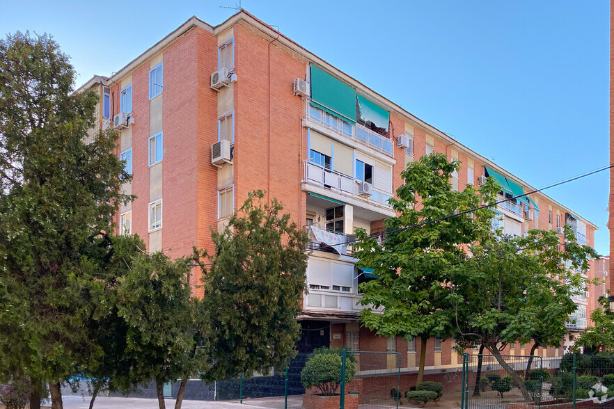 Calle Alfonso X El Sabio, 22, Parla, Madrid for sale - Primary Photo - Image 1 of 1