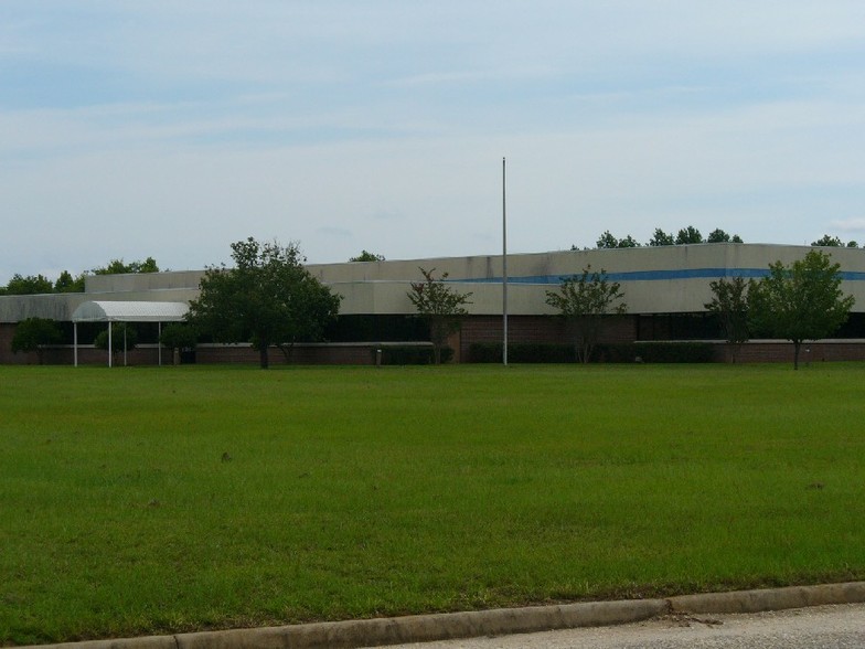 101 Industrial Park Blvd, Columbia, AL for sale - Primary Photo - Image 1 of 1