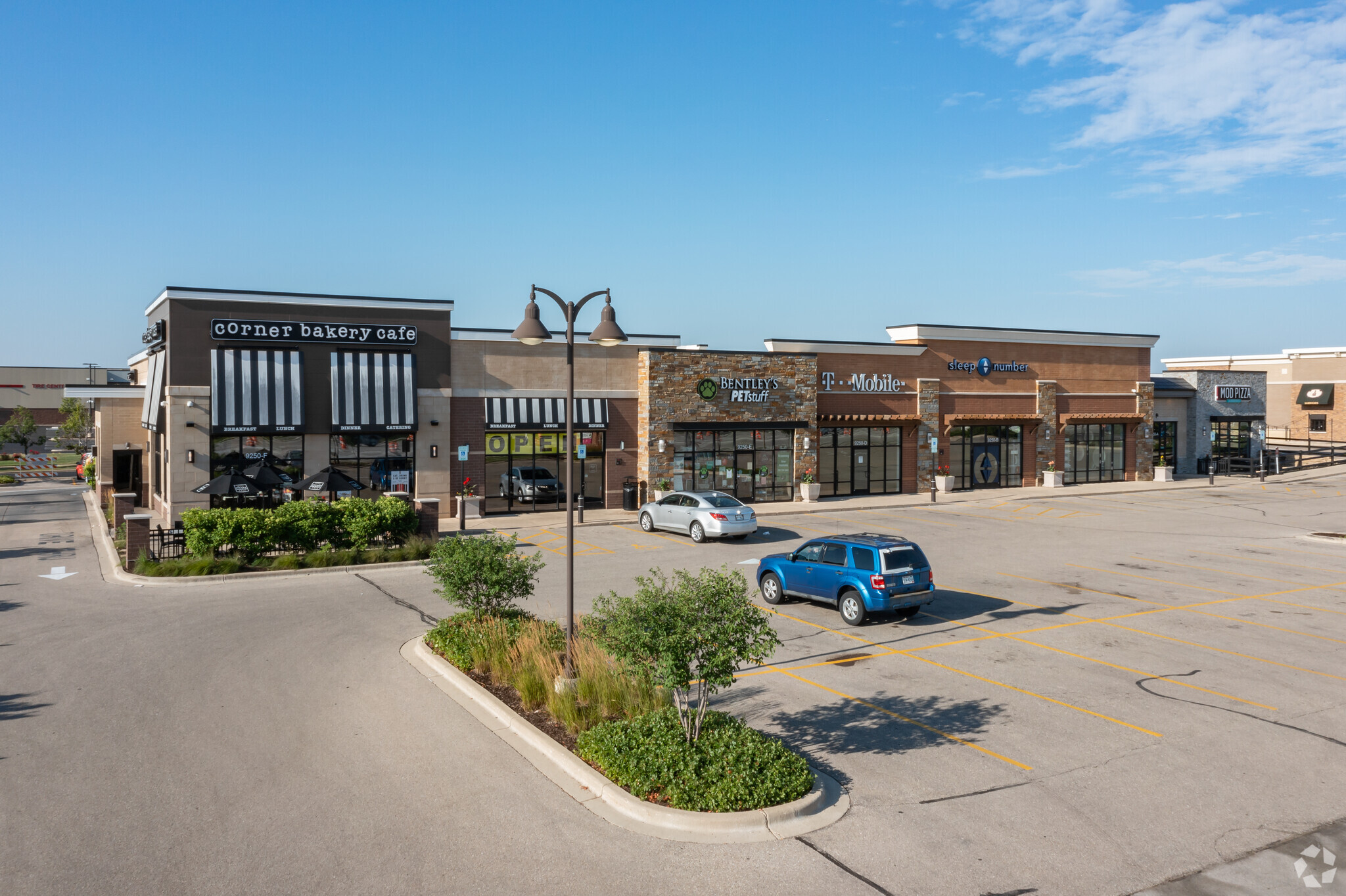 9250 76th St, Pleasant Prairie, WI for sale Building Photo- Image 1 of 1