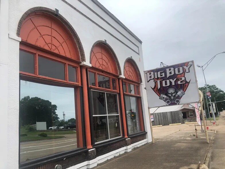 102 W 7th St, Texarkana, TX for sale - Building Photo - Image 2 of 7