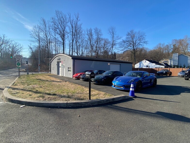 500 N Highland Ave, Nyack, NY à louer - Photo du bâtiment - Image 1 de 6