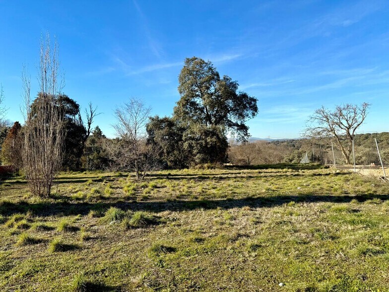 Calle Castillo de Játiva, 36B, Villanueva del Pardillo, Madrid à vendre - Photo du bâtiment - Image 2 de 7