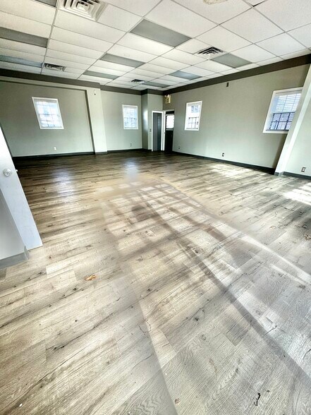 8274 Telegraph Rd, Odenton, MD à louer - Photo du bâtiment - Image 3 de 19