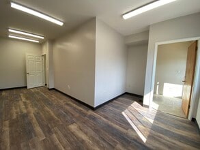 8415 La Mesa Blvd, La Mesa, CA for sale Interior Photo- Image 1 of 6