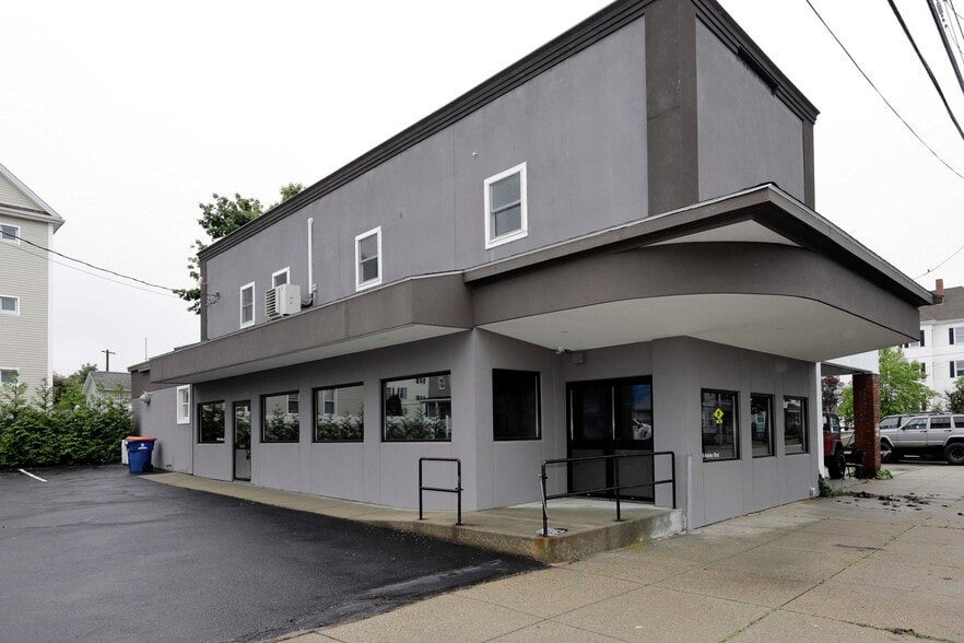 489 Ashley Blvd, New Bedford, MA for sale - Building Photo - Image 1 of 40