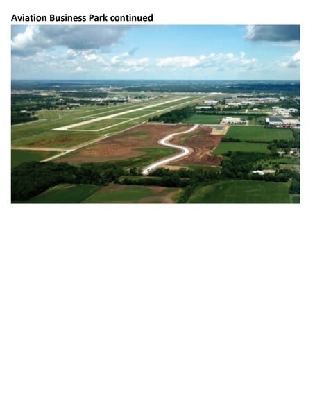 Aeroinnovate Way, Oshkosh, WI for sale - Building Photo - Image 2 of 3