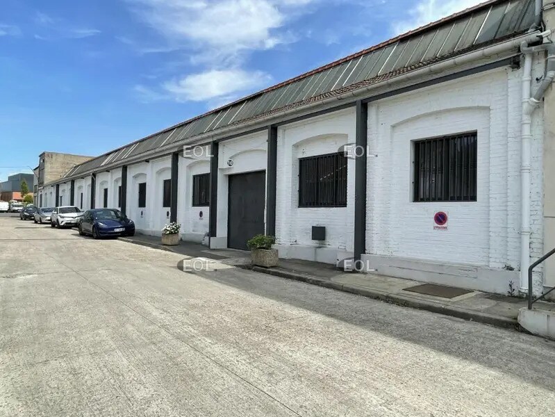 Flex in Montmagny for lease Building Photo- Image 1 of 8