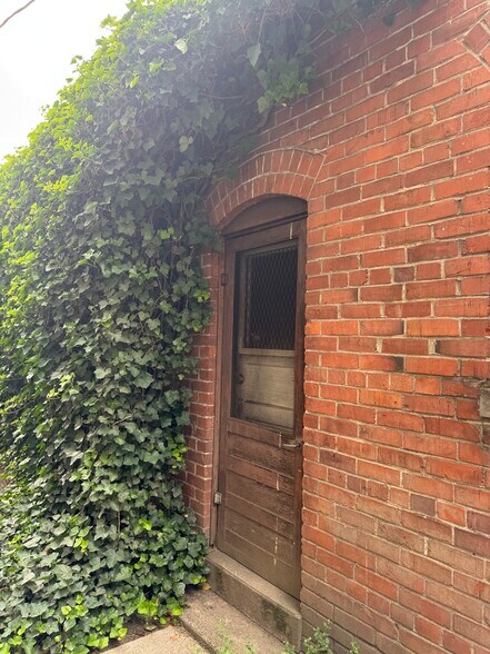 12670 SW Farmington Rd, Beaverton, OR à vendre - Photo du bâtiment - Image 3 de 9