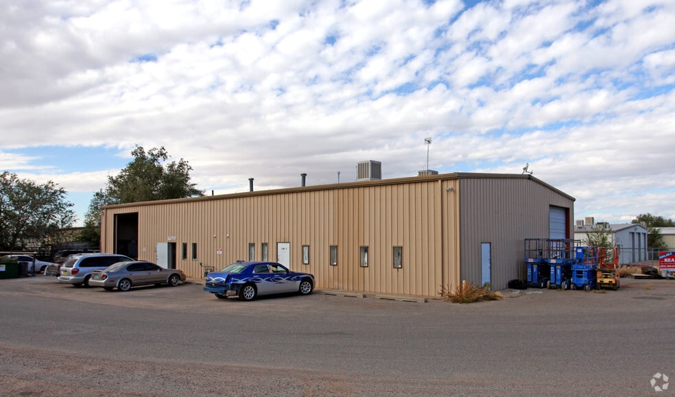 7901 Ranchitos Loop NE, Albuquerque, NM for sale - Primary Photo - Image 1 of 31