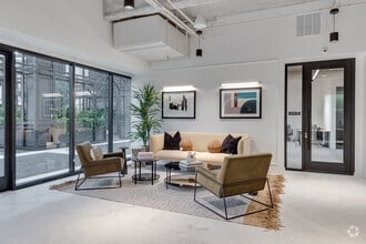 3200 E Camelback Rd, Phoenix, AZ for lease Interior Photo- Image 2 of 8