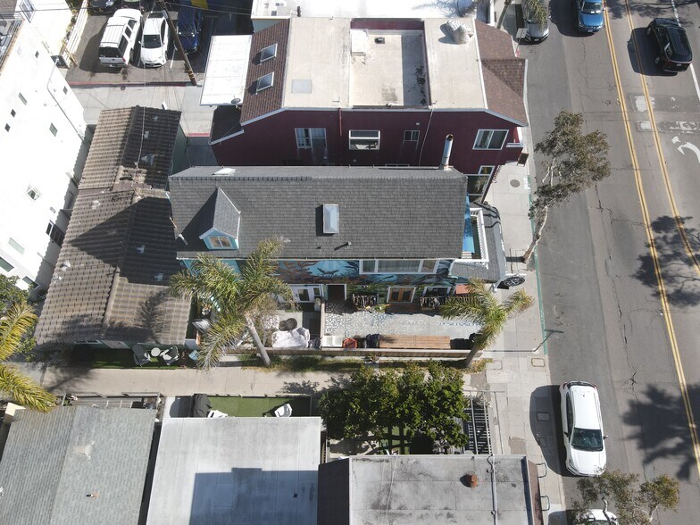 3719 Mission Blvd, San Diego, CA à vendre - Photo du bâtiment - Image 2 de 12
