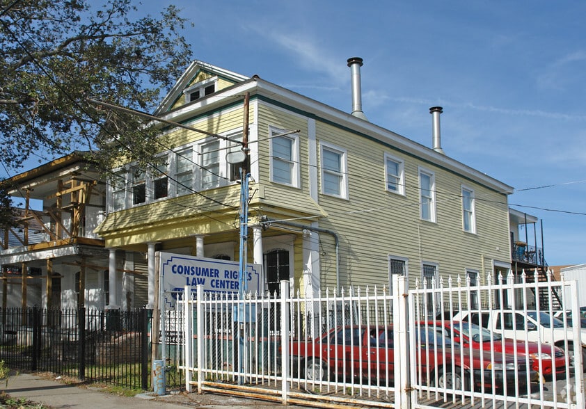 2331 Canal St, New Orleans, LA for lease - Primary Photo - Image 1 of 3