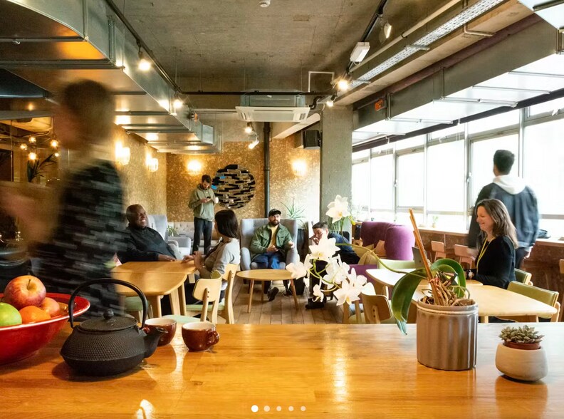 239-245 Old St, Londres à louer - Photo du bâtiment - Image 1 de 12