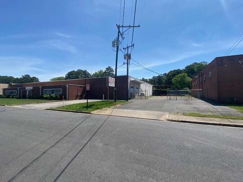 2419 Grenoble Rd, Richmond, VA à louer - Photo du bâtiment - Image 3 de 12