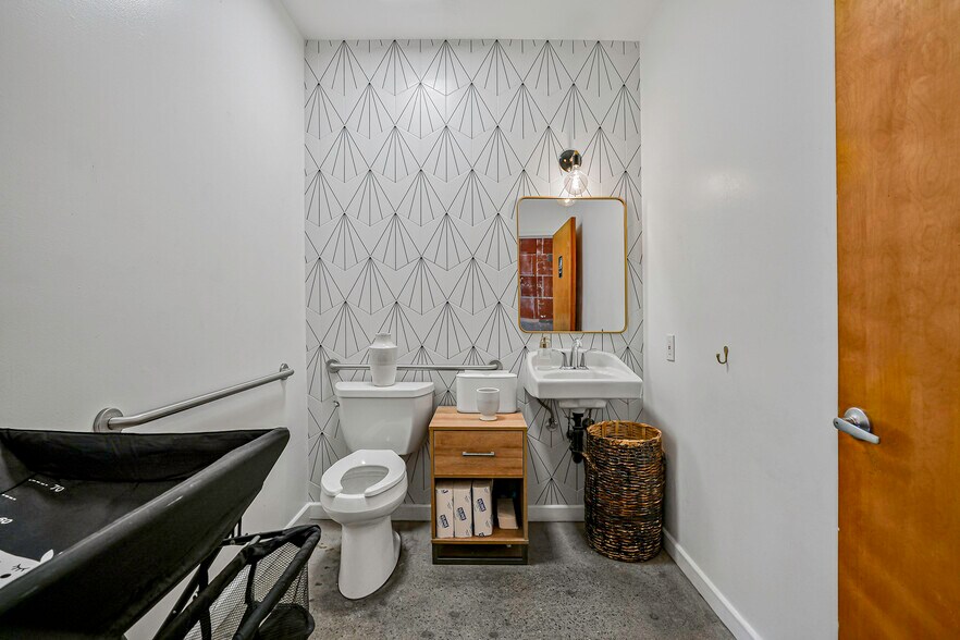 325 15th St, San Diego, CA à louer - Photo du bâtiment - Image 3 de 19