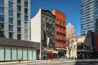 Plus de détails pour 765 8th Ave, New York, NY - Services hôteliers à vendre