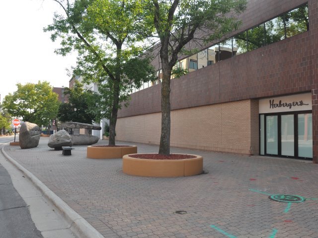 600-660 W Saint Germain St, Saint Cloud, MN à vendre - Photo du bâtiment - Image 3 de 14