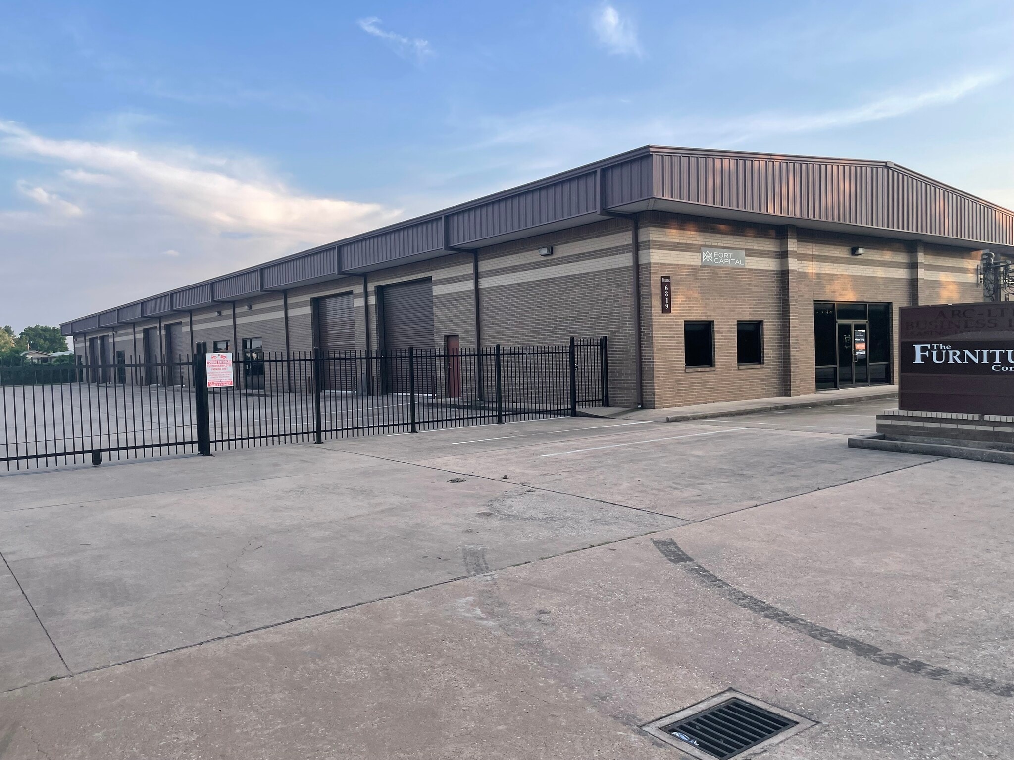 6819 Theall Rd, Houston, TX for sale Building Photo- Image 1 of 6