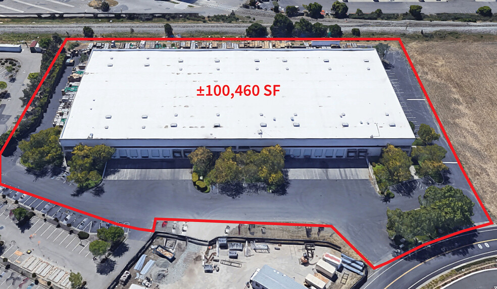 2345 S Watney Way, Fairfield, CA for lease - Building Photo - Image 1 of 7