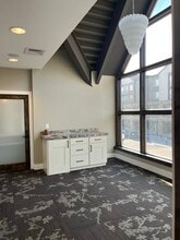 160 W 2nd S, Rexburg, ID for lease Interior Photo- Image 2 of 10