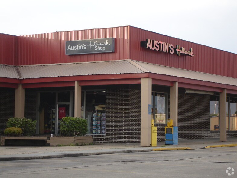 Deyoung St(sr 13), Marion, IL à louer - Photo du bâtiment - Image 3 de 7