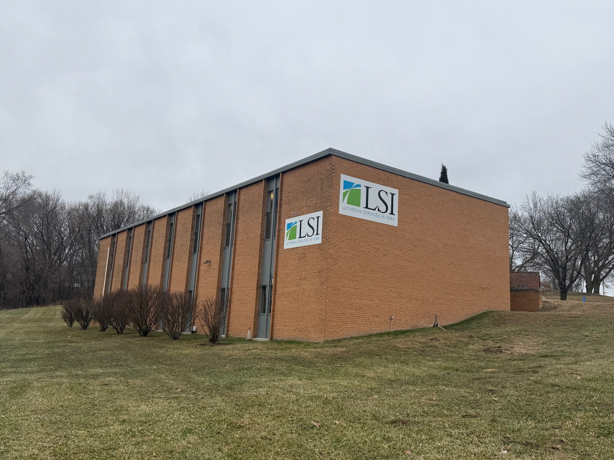 1308 S Cleveland St, Sioux City, IA for sale Primary Photo- Image 1 of 2