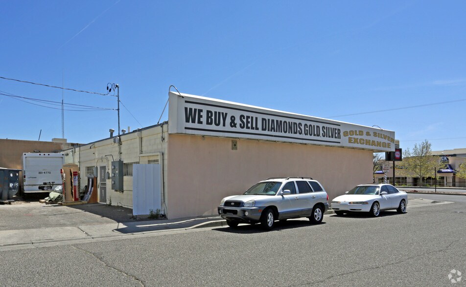 6101-6105 Menaul Blvd NE, Albuquerque, NM à vendre - Photo du bâtiment - Image 2 de 7