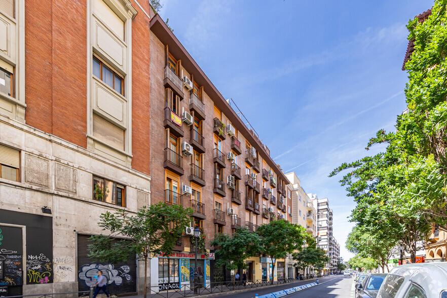 Retail in Madrid, MAD for lease - Building Photo - Image 1 of 2