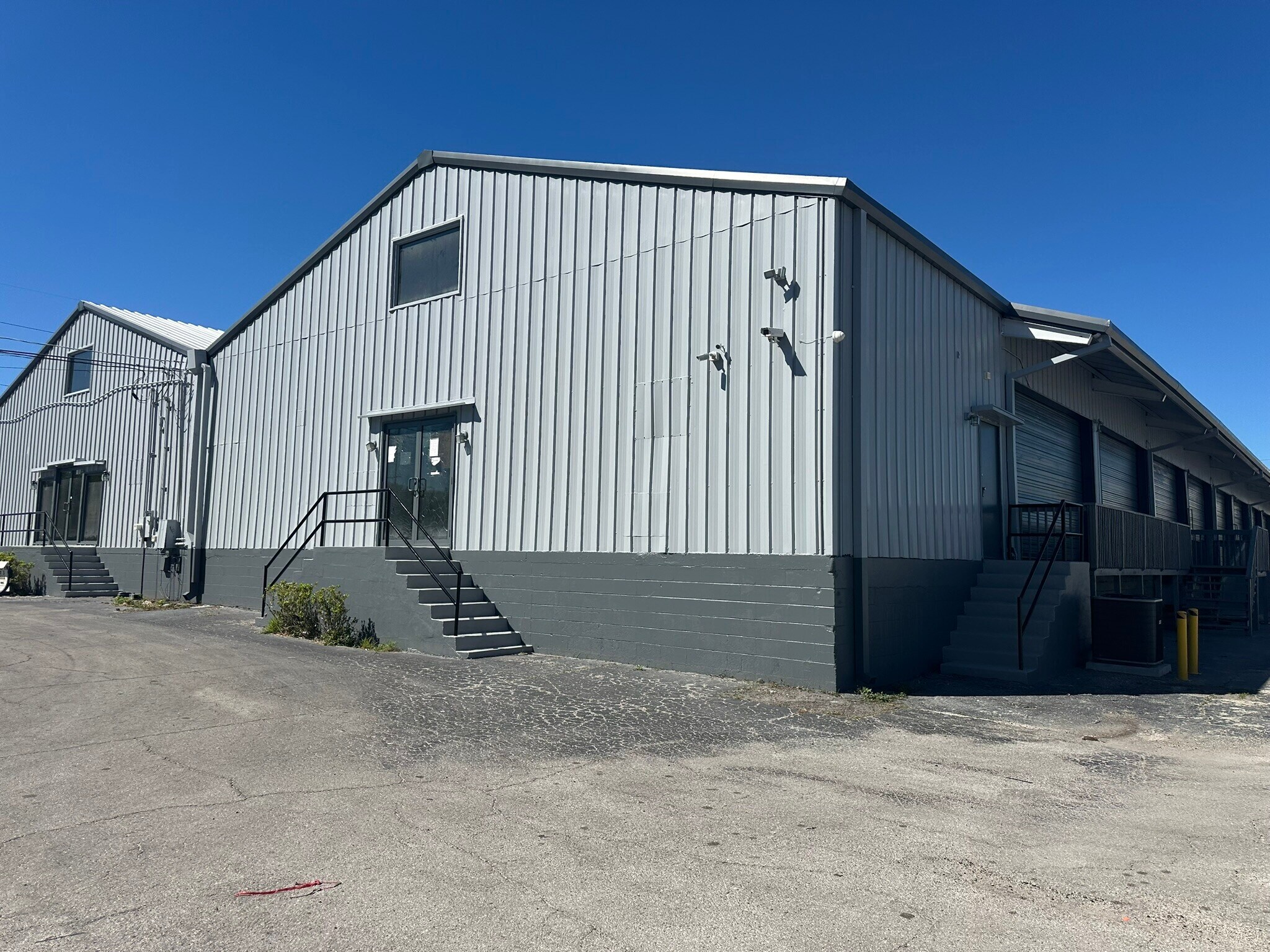 2202 N 38th St, Tampa, FL for lease Primary Photo- Image 1 of 9