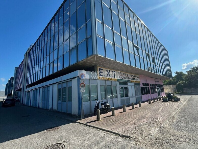 Retail in Mérignac for lease - Building Photo - Image 3 of 12