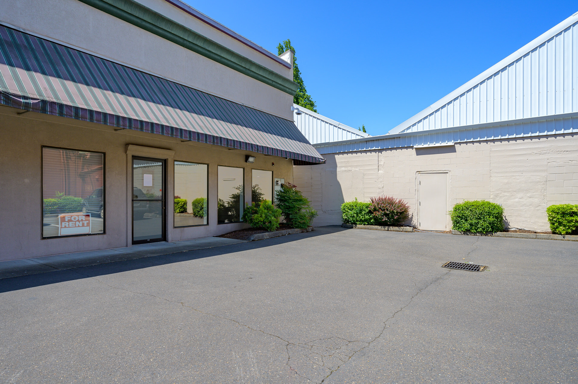 119-137 NE 3rd St, McMinnville, OR for sale Primary Photo- Image 1 of 1