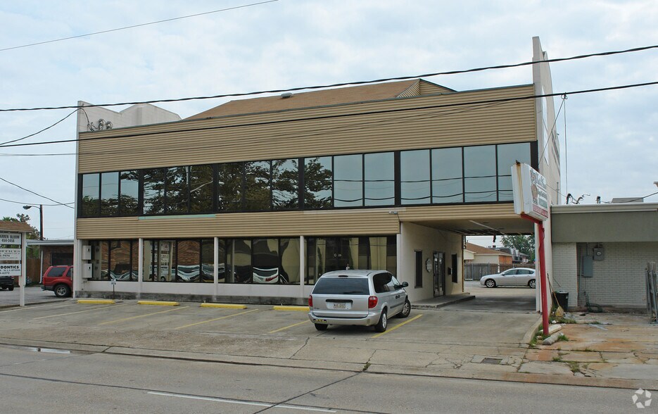 4425 Clearview Pky, Metairie, LA à louer - Photo du bâtiment - Image 2 de 10