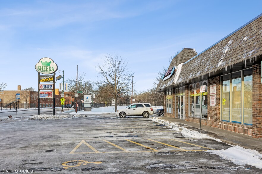 3446-3456 W Foster Ave, Chicago, IL à louer - Photo du bâtiment - Image 1 de 19