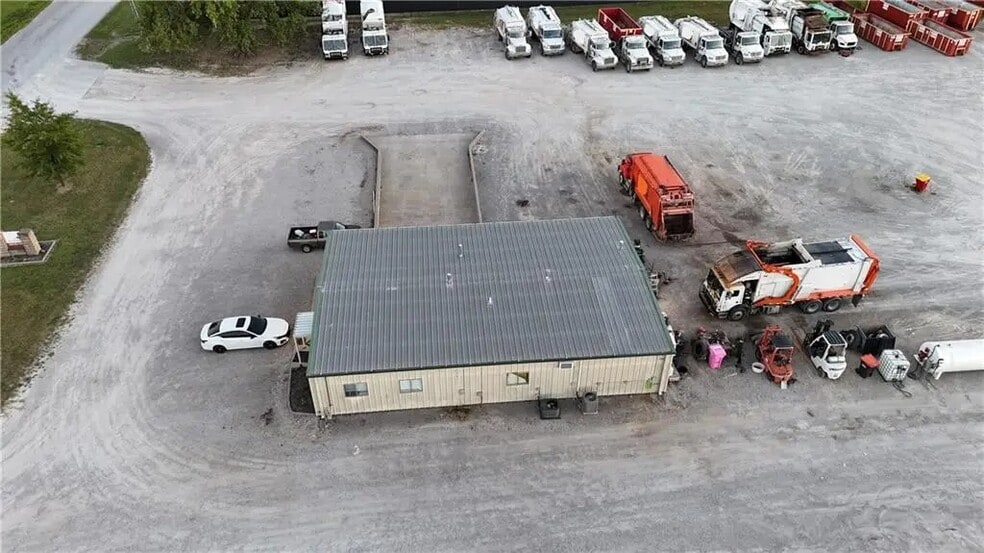 3001 N Rotary Ter, Pittsburg, KS for sale - Building Photo - Image 3 of 11